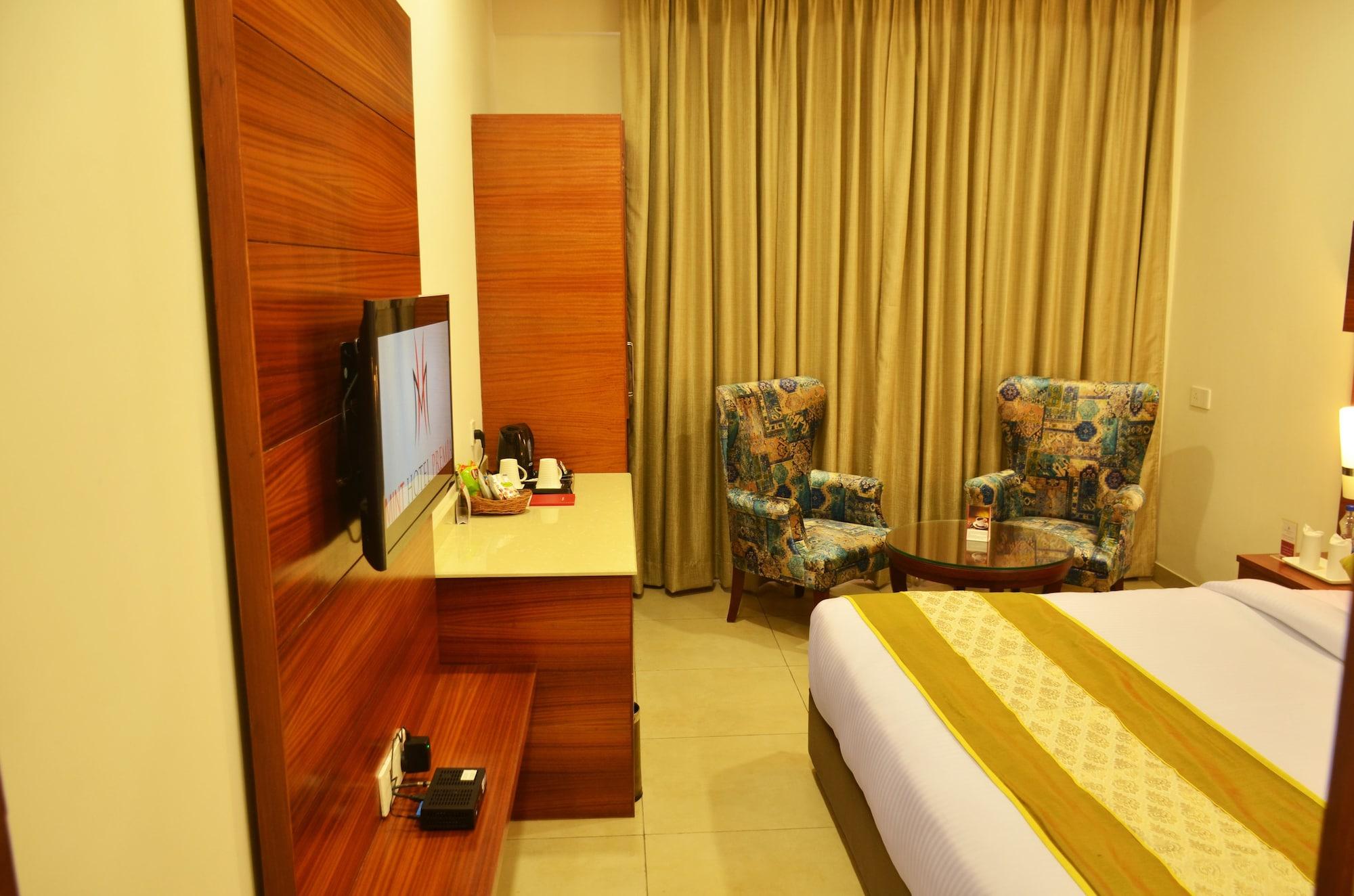 Mint Hotel Premia Chandigarh, Zirakpur Ngoại thất bức ảnh
