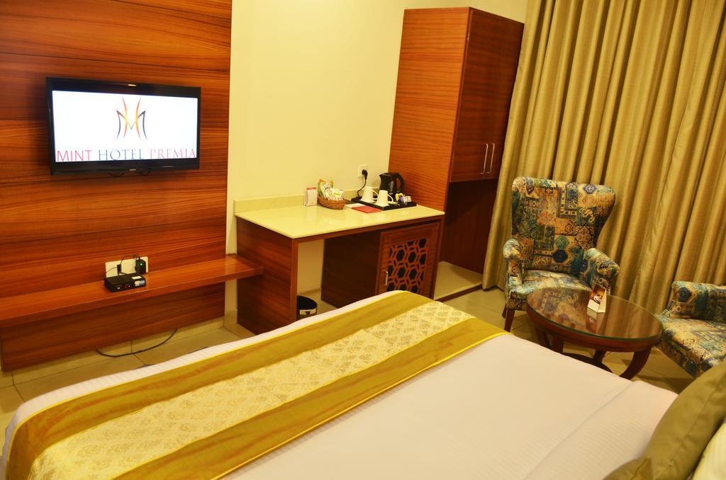 Mint Hotel Premia Chandigarh, Zirakpur Ngoại thất bức ảnh